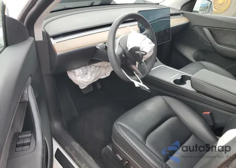 2022 Tesla Model Y из США, поврежденный, VIN 7SAYGDEE3NF321326